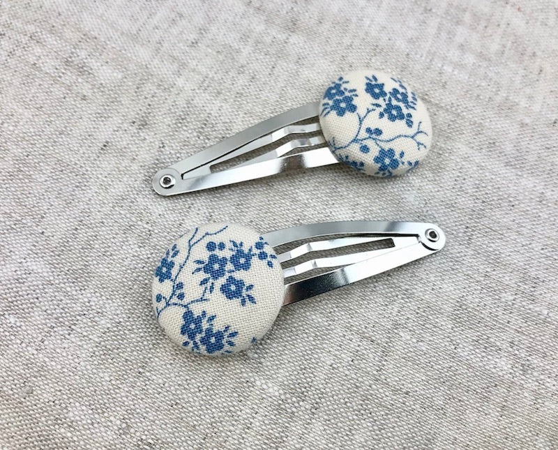 Haarspangen mit Stoffbutton, 2er Set