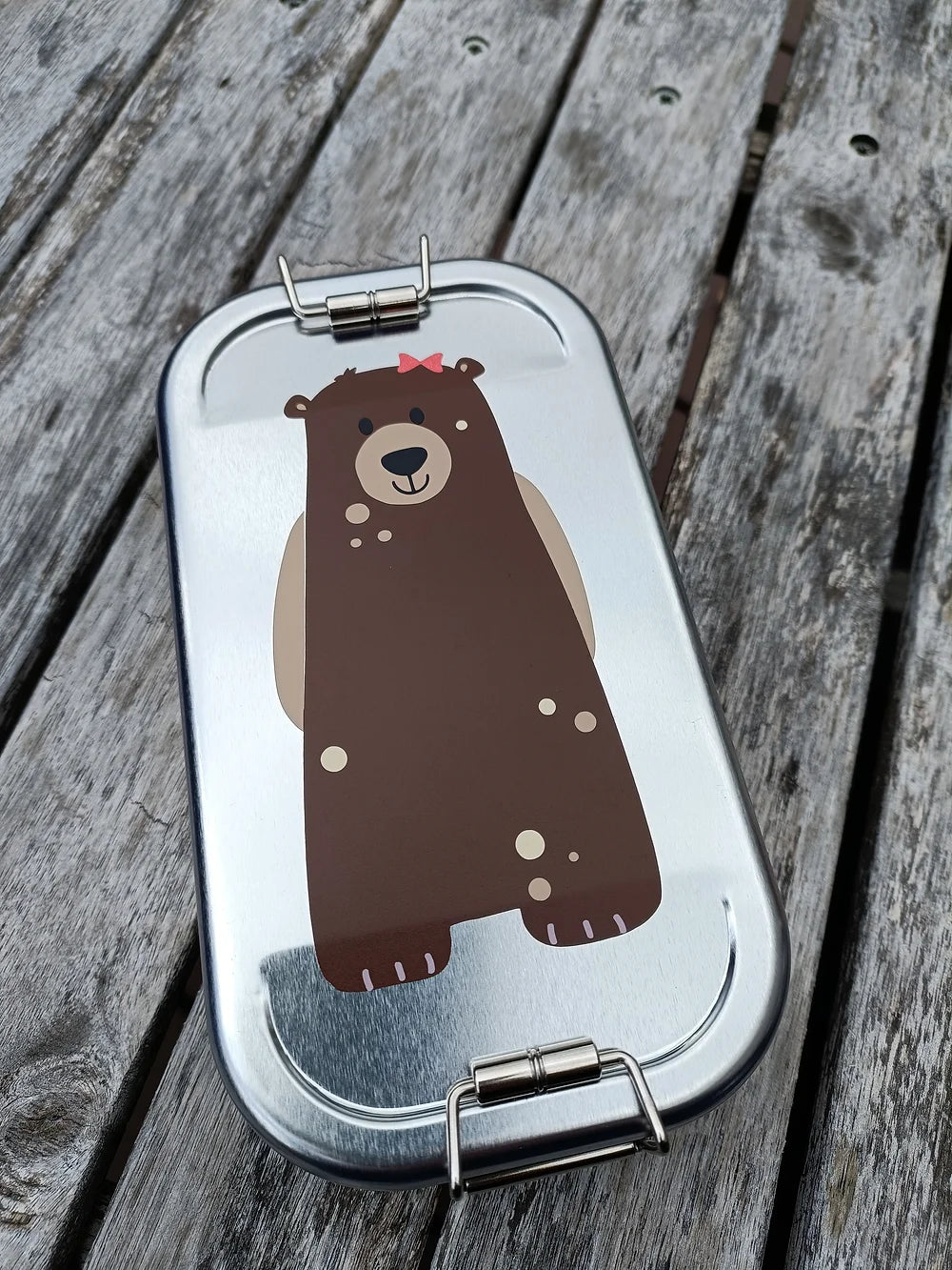 Znünibox mit bunter Applikation