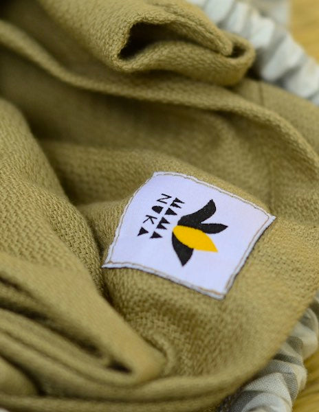 Tragetuch aus pflanzlich gefärbter Bio-Baumwolle GAIA